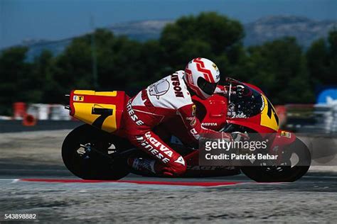 Eddie Lawson Motorcycle Racer Photos and Premium High Res Pictures ...