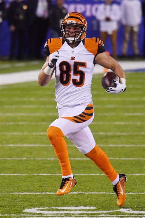 Bengals Tight End Tyler Eifert Races Down The Sideline Gold Medal