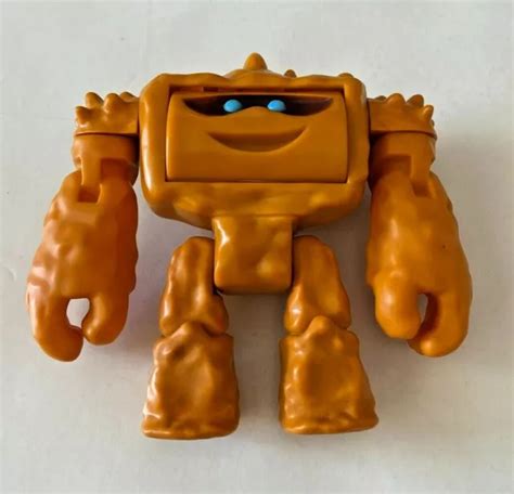 DISNEY PIXAR MATTEL Toy Story 5 Chunk Face Changing Action Figure