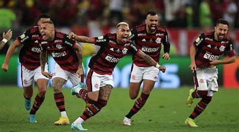 Flamengo Vence O Corinthians Nos P Naltis E Tetracampe O Da Copa Do