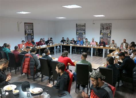 Eski Ehirspor On Twitter Futbolcular M Z Teknik Ekibimiz Y Netim