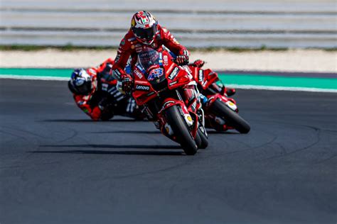 Pecco Bagnaia Vince A Misano E Accorcia Le Distanze In Classifica