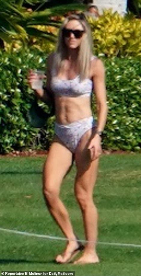 Lara Trump Shows Off Her Incredible Abs In A Bikini In Florida Daily