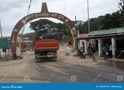 India Bangladesh Border Entry Gate Editorial Stock Image Image Of