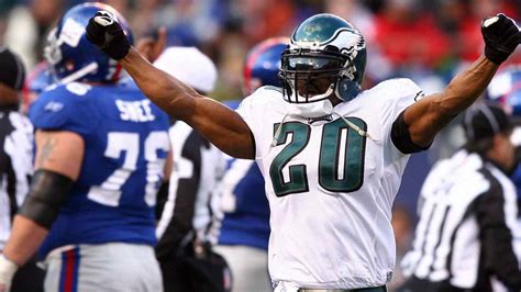 Brian Dawkins Sounds Off on Eagles-Giants Rivalry: 'Right on the Edge'