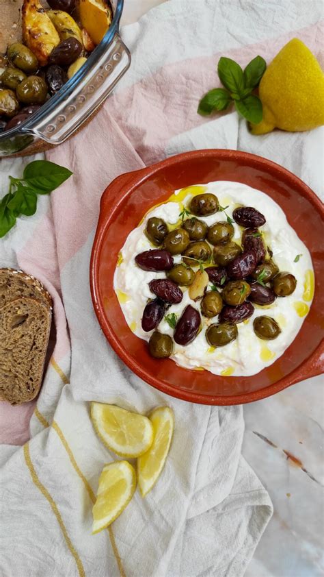 Aceitunas Asadas Con Stracciatella RootsandCook