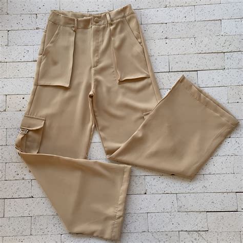 Calça Cargo Pantalona Alfaiataria Luxo Nude Dondoca Moda Feminina