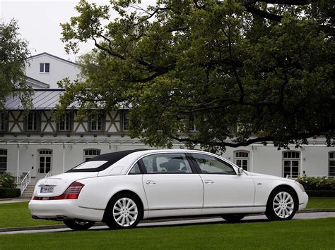 MAYBACH Landaulet Specs & Photos - 2008, 2009, 2010, 2011, 2012 ...