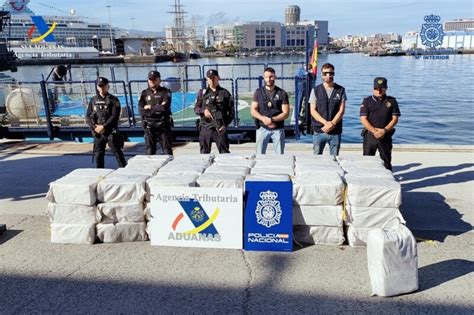 Intervenido un velero con 2 500 kilos de cocaína con rumbo a la zona de