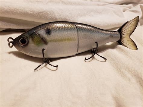 Threadfin shad - Best Custom Painted Hardbait - TackleUnderground.com ...