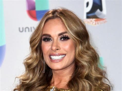 Galilea Montijo Hoy En La Noche Conduce La Casa De Los Famosos