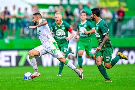 Chapecoense Desperdi A Vantagem Empata Am Rica Mg E Estaciona Na