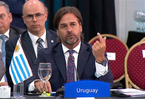 Presidente De Uruguay En La Celac Hay Pa Ses Ac Que No Respetan La