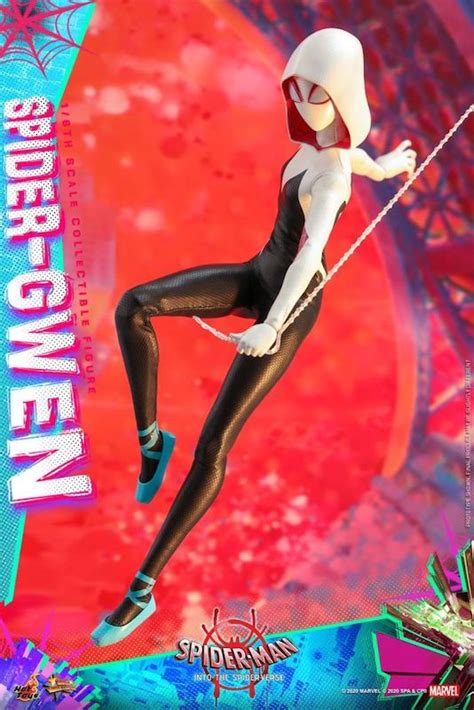 Hot Toys Spider Man Into The Spider Verse Spider Gwen Sixth Scale Figure