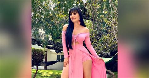 Maribel Guardia Regresa A Instagram Y Posa Con Destacado Vestido Verde