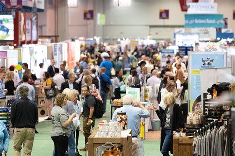 Media Spotlight: Global Pet Expo - PETSPLUSMAG.COM