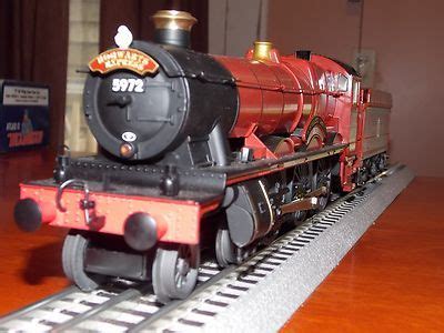 Harry Potter Hogwarts Express O Gauge 4-6-0 Steam Engine & Tender ...