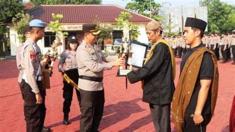 Desa Kendengsidialit Sabet Juara Pertama Lomba Pos Kamling Polres