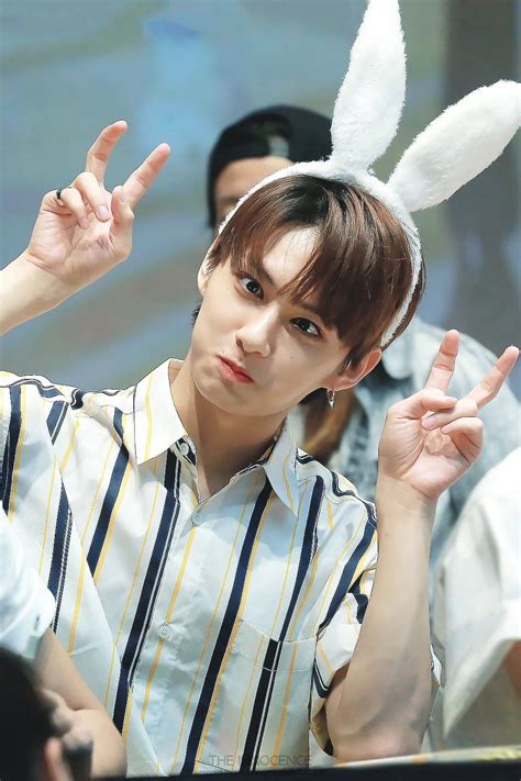 Jun Seventeen Seventeen Junhui Seventeen Jun Seventeen Kpop