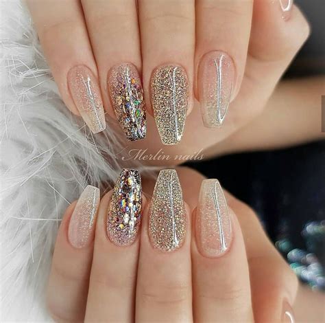 Uñas con billos Pretty nail designs Simple nail designs Pretty nails