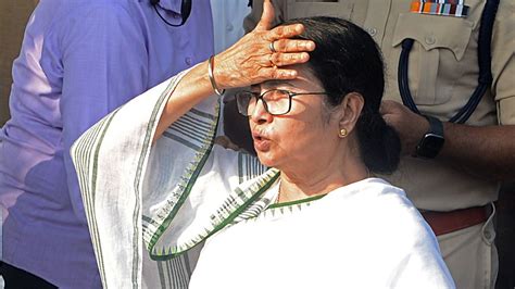 West Bengal Cm Mamata Banerjees Chopper Makes Emergency Landing Near Siliguri Due To Bad Weather