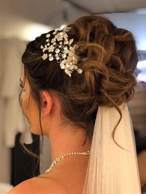 Pin By Emma Benitez Martinez On Peinados De Novia Bride Hairstyles