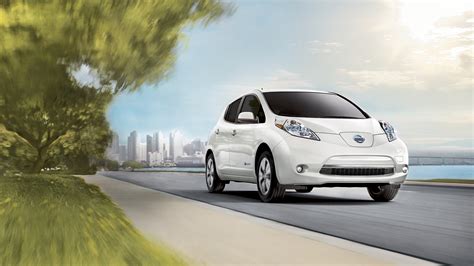 Overview of the 2017 Nissan LEAF - Peruzzi Nissan Blog