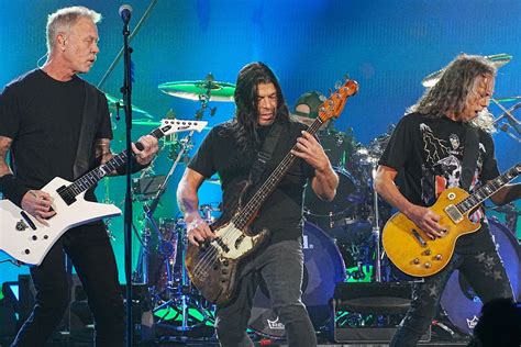 Rob Trujillo Clarifies Why Metallica Members Didn't Join Him At Grammys