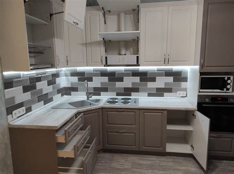 Купить эконом кухню Хит сезона. Мод.№3 по цене 63000 руб./м.п Кухни из ...