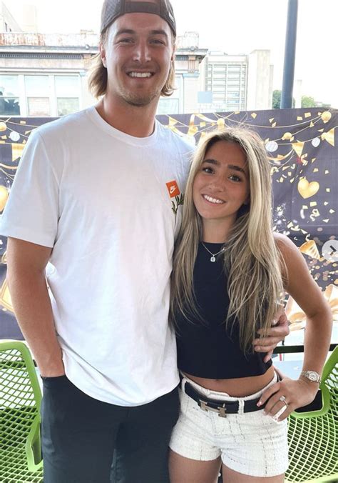 Steelers' Kenny Pickett sets wedding date with Amy Paternoster