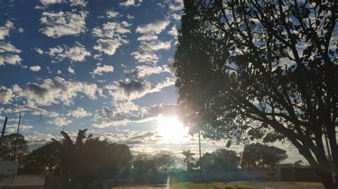 Terça feira de tempo estável sol e baixa umidade do ar Idest