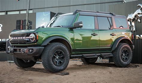 Bronco Ford Lanz Su Suv M S Extremo En Su Versi N Wildtrak Auto X Arg