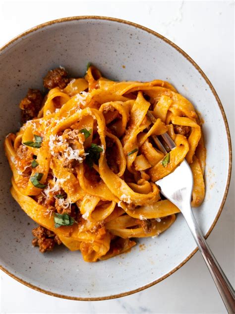 Creamy Fettuccine Bolognese Bites Of Beri