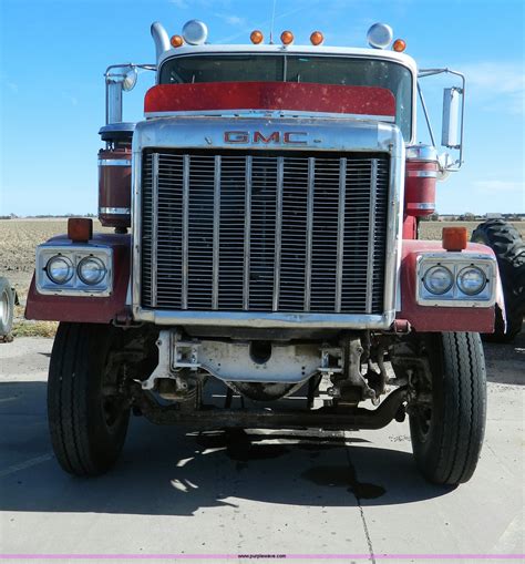 1979 Gmc General Semi Truck In Goodland Ks Item G7622 Sold Purple Wave