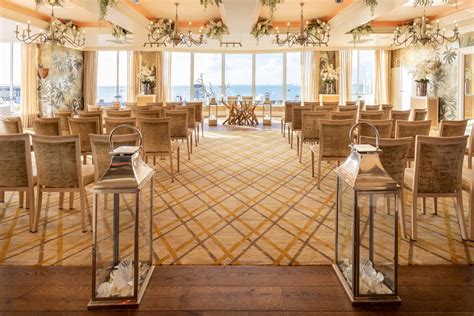 The Roslin Beach Hotel Wedding Venue Southend On Sea Essex Hitched Co Uk