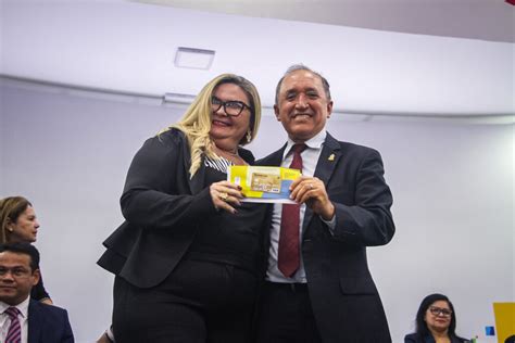 Presidente Da Comiss O De Educa O Professor Samuel Prestigia