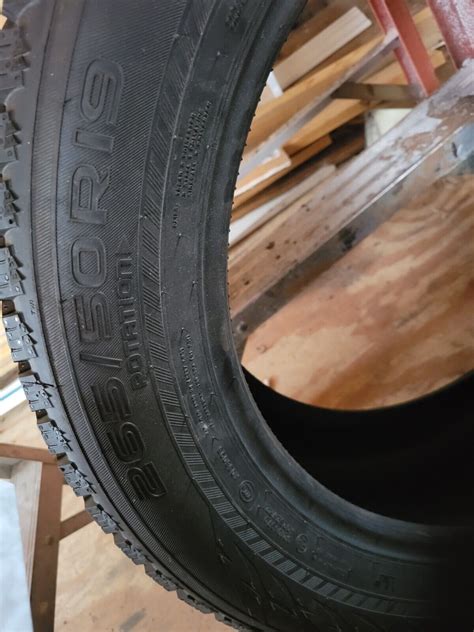 Nokian Hakkapeliitta R3 Suv 25550r19 Tire For Sale Online Ebay