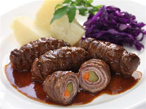 Rinderrouladen Mit Kr Ftiger Dunkler So E Rezept Kochbar De