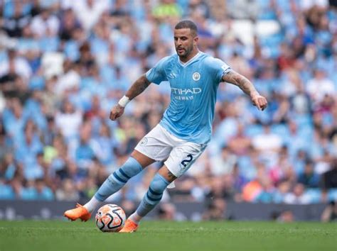 Kyle Walker Perpanjang Kontrak Di Manchester City Hingga