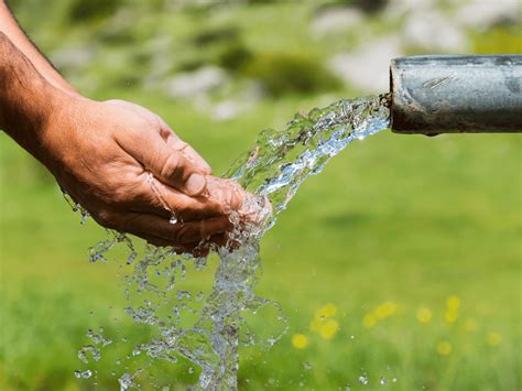 Comment Conomiser L Eau La Maison Et Au Jardin Les Solutions