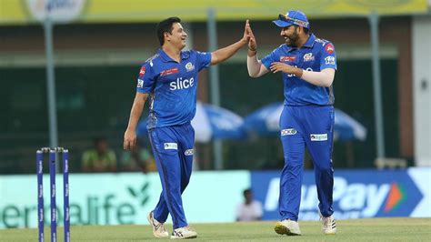 Gt Vs Mi Veteran Piyush Chawla Claims Contrasting Ipl Records