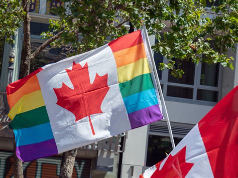 Canadá ampliará su programa para apoyar a los refugiados LGBTQ RCI