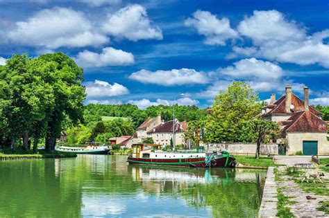 A Travellers Guide To Bourgogne Franche Comt Fiftyfrance