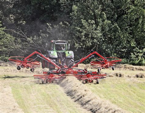 Kuhn Schwader Was kann neue XXL Grünland Krake leisten