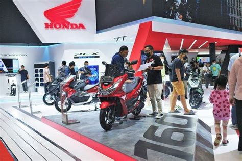 Penjualan Motor Honda IIMS 2023 Laris Manis