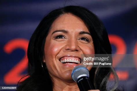 Tulsi Gabbard Photos And Premium High Res Pictures Getty Images