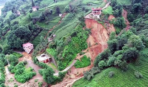 Endişelendiren tablo Depremler sonrası Karadeniz de heyelanlar