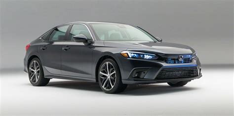 2022 Honda Civic Sedan Features a Cleaner Look, Carryover Engines