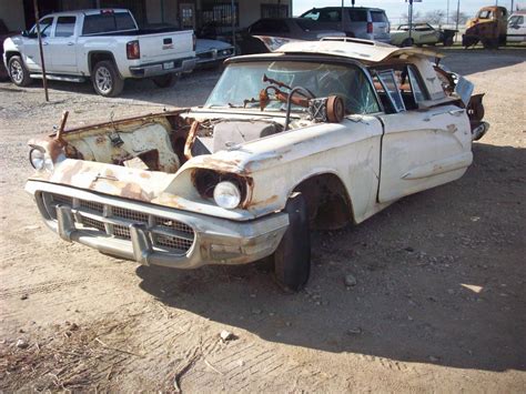 1960 Ford Thunderbird Parts Car 4