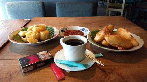 Gambar Kopi Dan Pisang Goreng 54 Koleksi Gambar